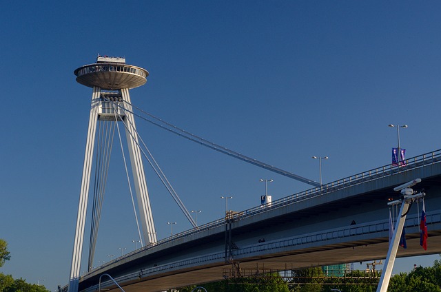 vodiči na cestách svojvoľne porušujú pravidlá cestnej premávky
